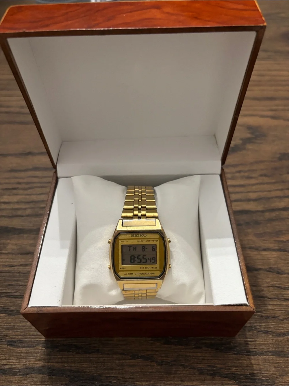 Seiko Gold Tone Digital Alarm Chronograph Watch